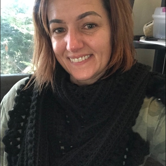 Meet your Posher, Audrey - Picture 4 of 5